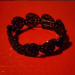 Intricate Black Heart Shaped Stretchy Bracelet Fashion Jewelry